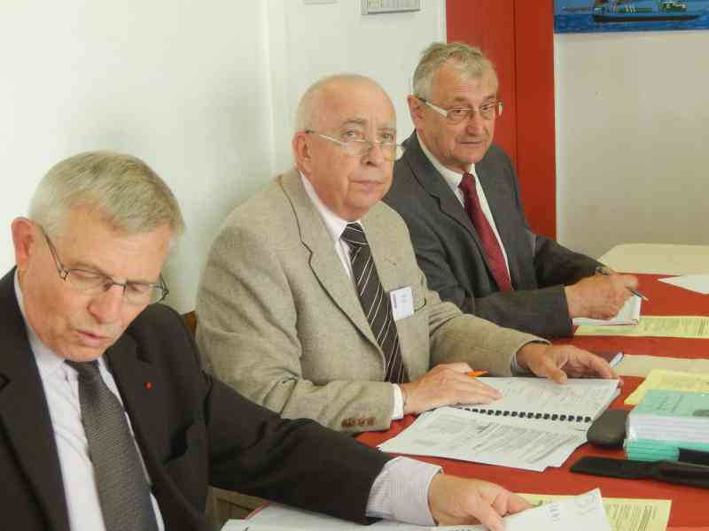 1_DSCN6360 (Paris).jpg - Le bureau.